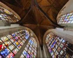 You will be amazed to know the fact that its ceiling is the largest medieval wooden vault throughout Europe.